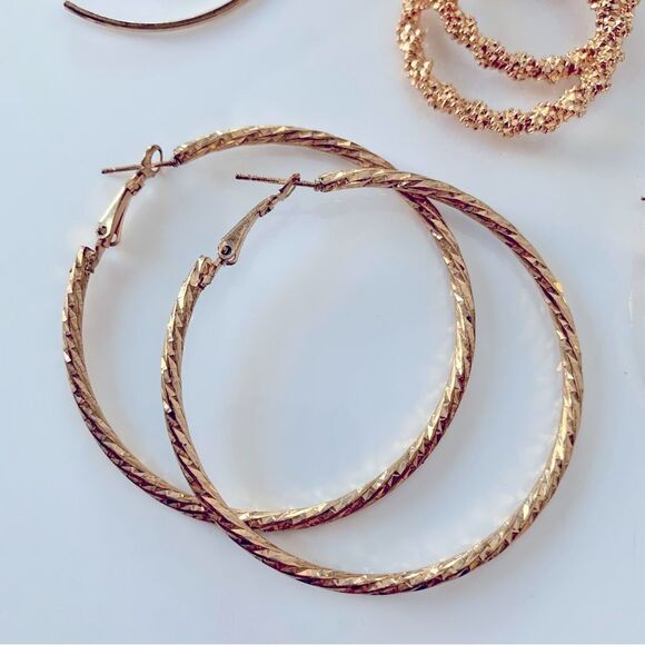 Good Hoop Earrings Lot - Picture 2 of 8